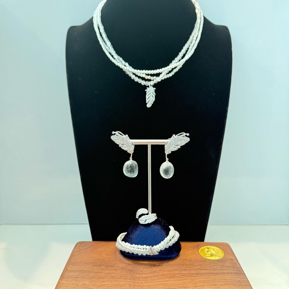 Feather Jewelry Set | Complementary Carved Black Walnut Box